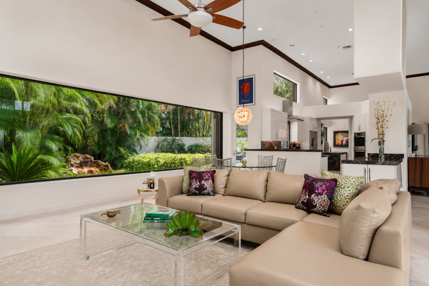 Boca House — interior view 1