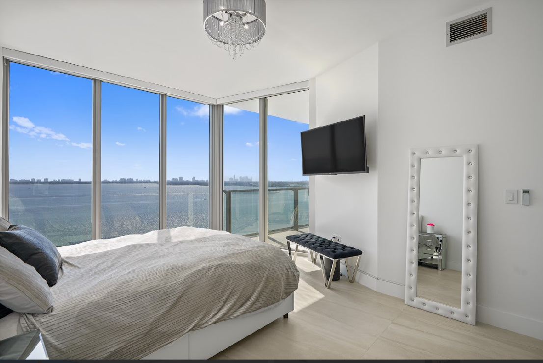 Miami Glam — interior view 2